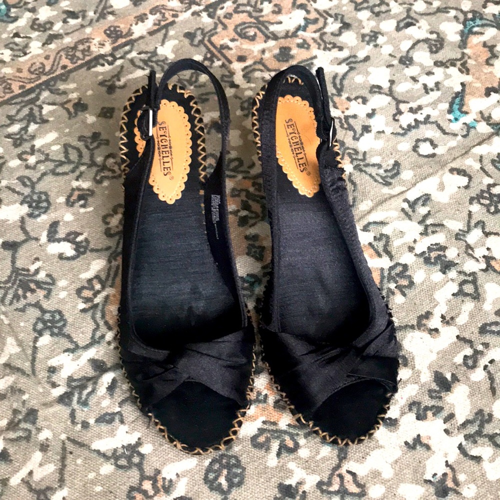 - Seychelles Black Wedge 9